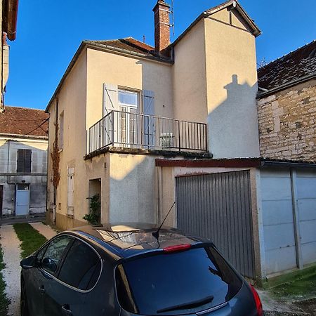 Alba - Terrasse, Local A Velos Et Parking Au Centre Historique 토네레 외부 사진